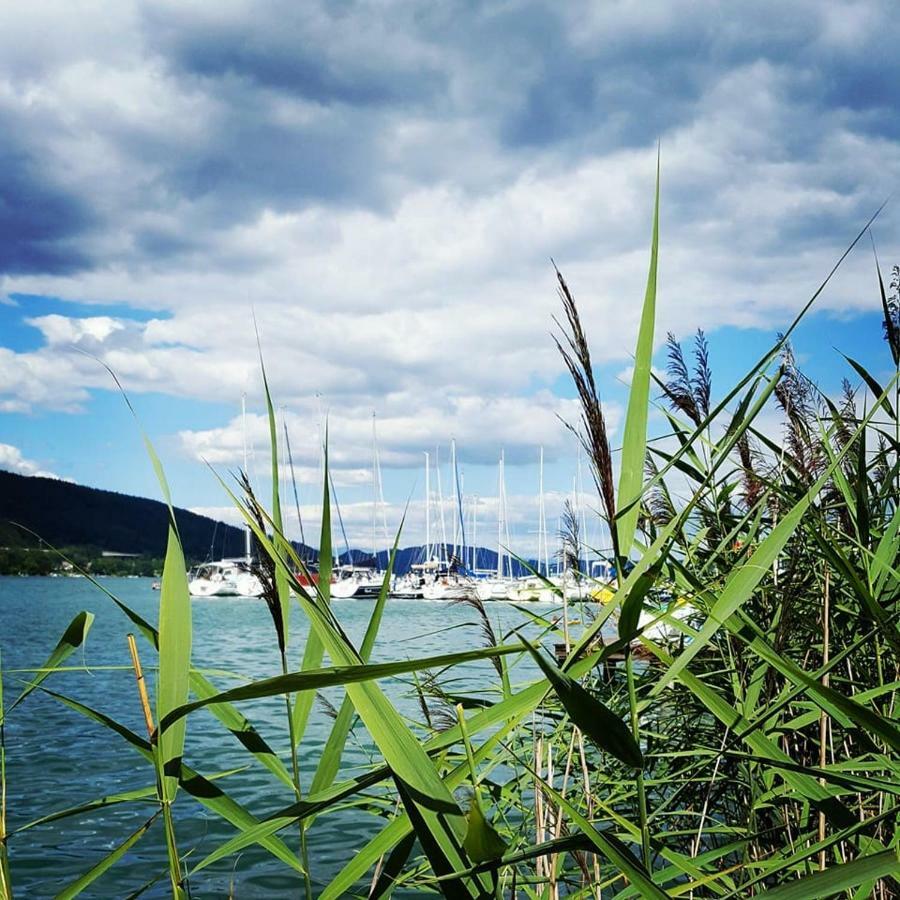 Superior-Apartment Mit Pool Und Seezugang Velden am Wörthersee Eksteriør bilde